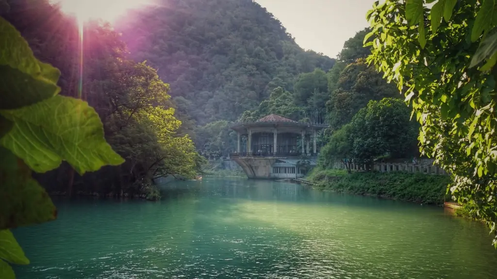 Осенью предпочитаю этот курорт: мой любимчик, несмотря на минусы – честный отзыв туриста