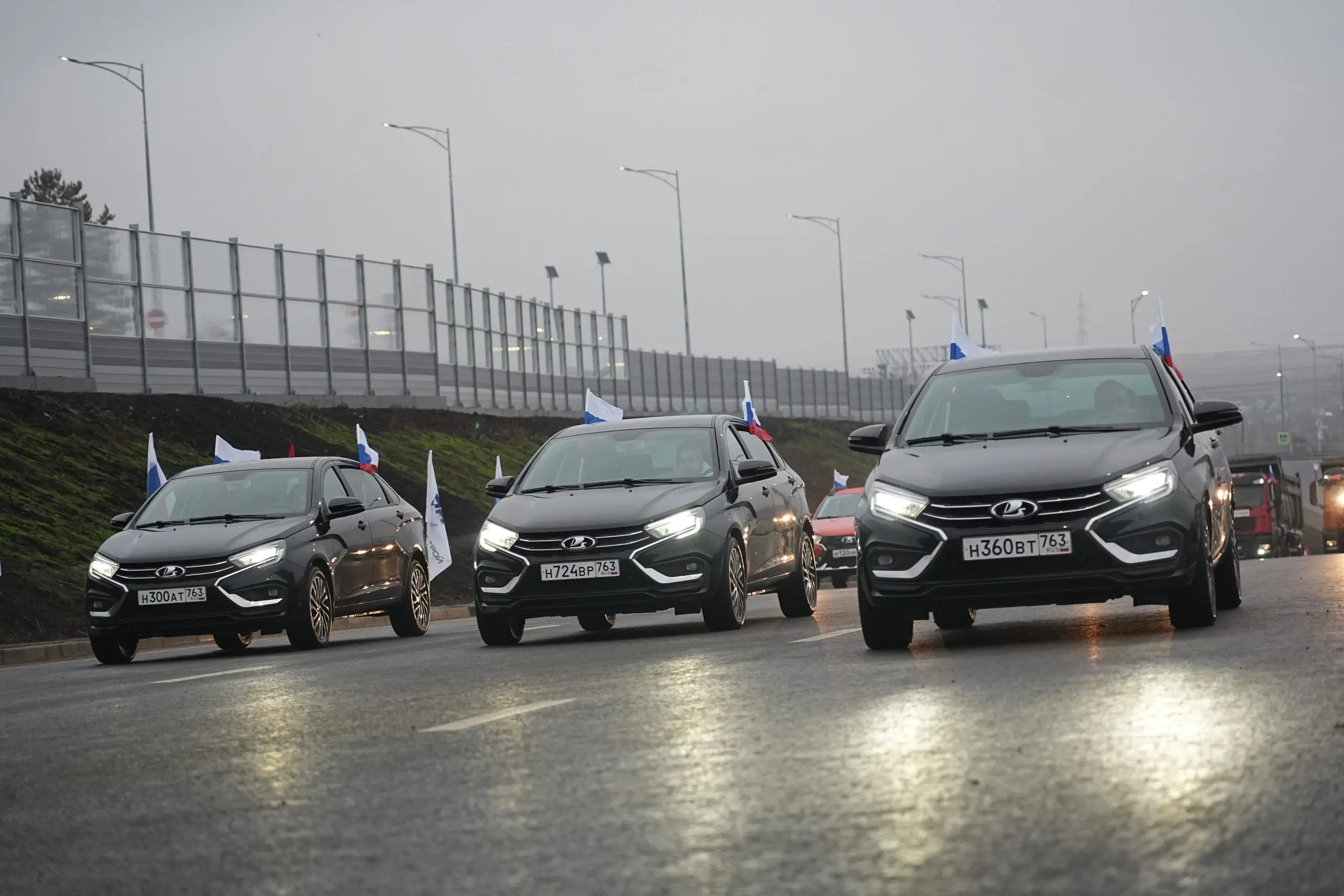 Фоторепортаж: в каком состоянии находится обновленная автодорога «Центральная» в Самаре