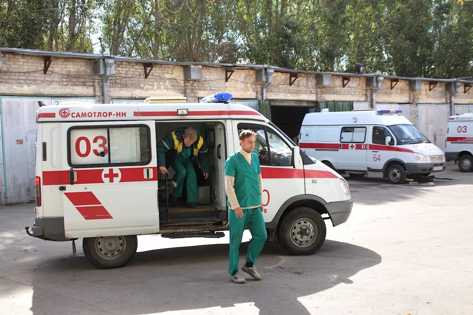 Мужчину в тяжелом состоянии госпитализировали из трамвая в Самаре Мужчину в тяжелом состоянии госпитализировали из трамвая в Самаре