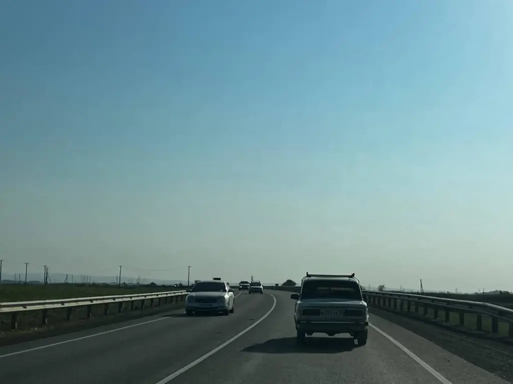 В ГАИ назвали 3 законных способа усилить яркость фар зимой — важно знать всем водителям