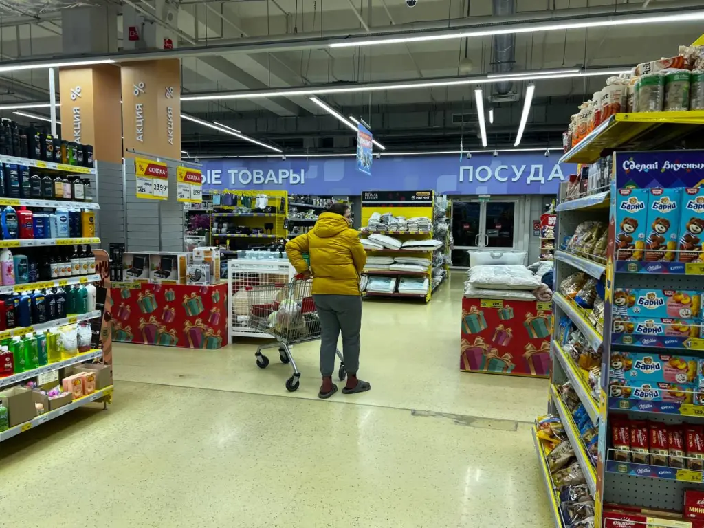 На 2000 рублей не наполнишь свою корзину: как сильно подорожают продукты к Новому году — от цен все в шоке