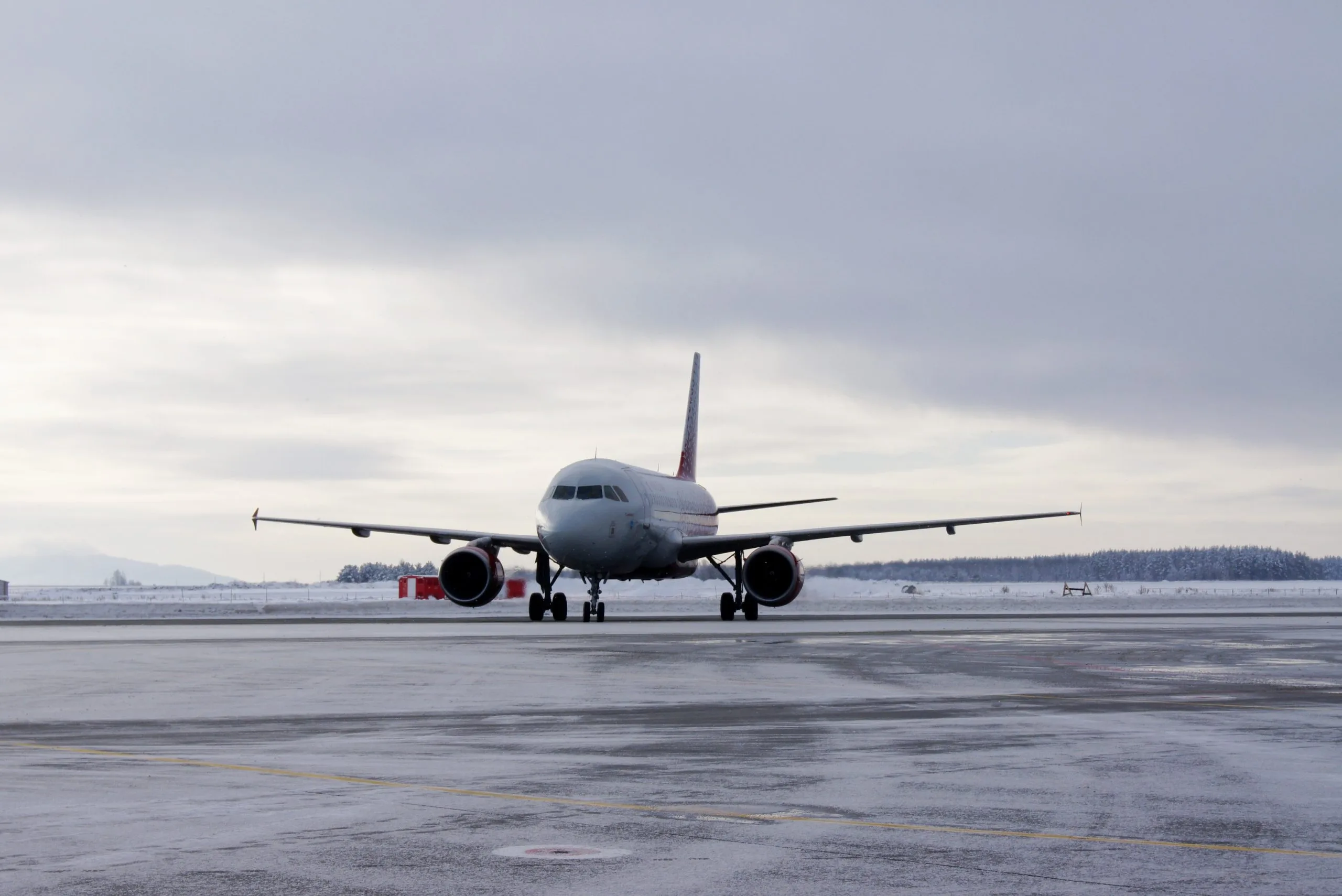 11 рейсов задержали в аэропорту Самары из-за угрозы атаки БПЛА 11 рейсов задержали в аэропорту Самары из-за угрозы атаки БПЛА