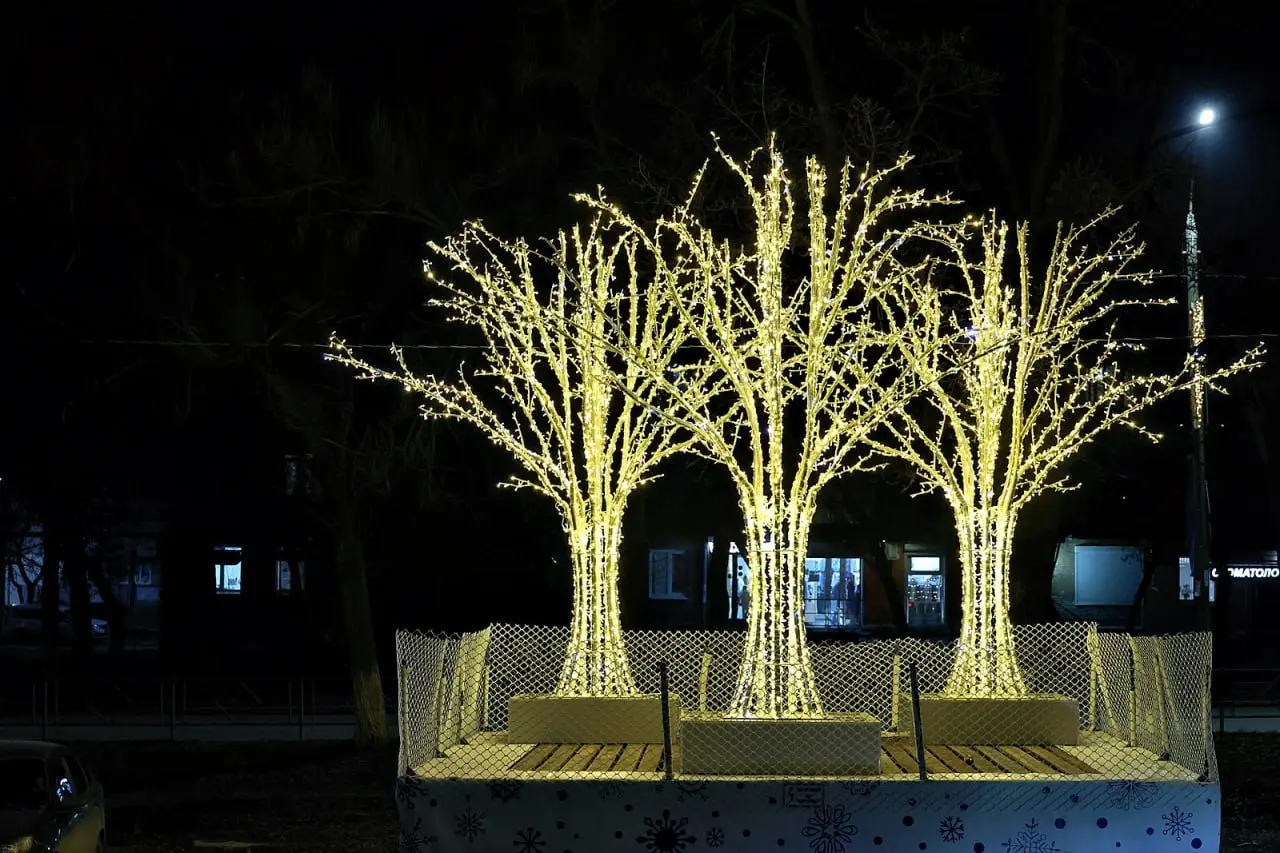 Фоторепортаж: в Самаре появились новые световые инсталляции