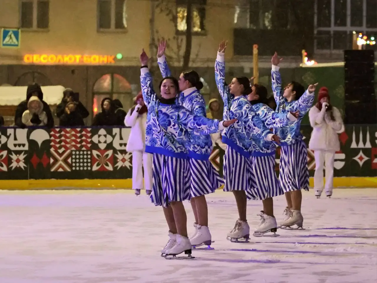 Фигуристы проведут свои выступления на льду, расположенном на площади Куйбышева в Самаре
