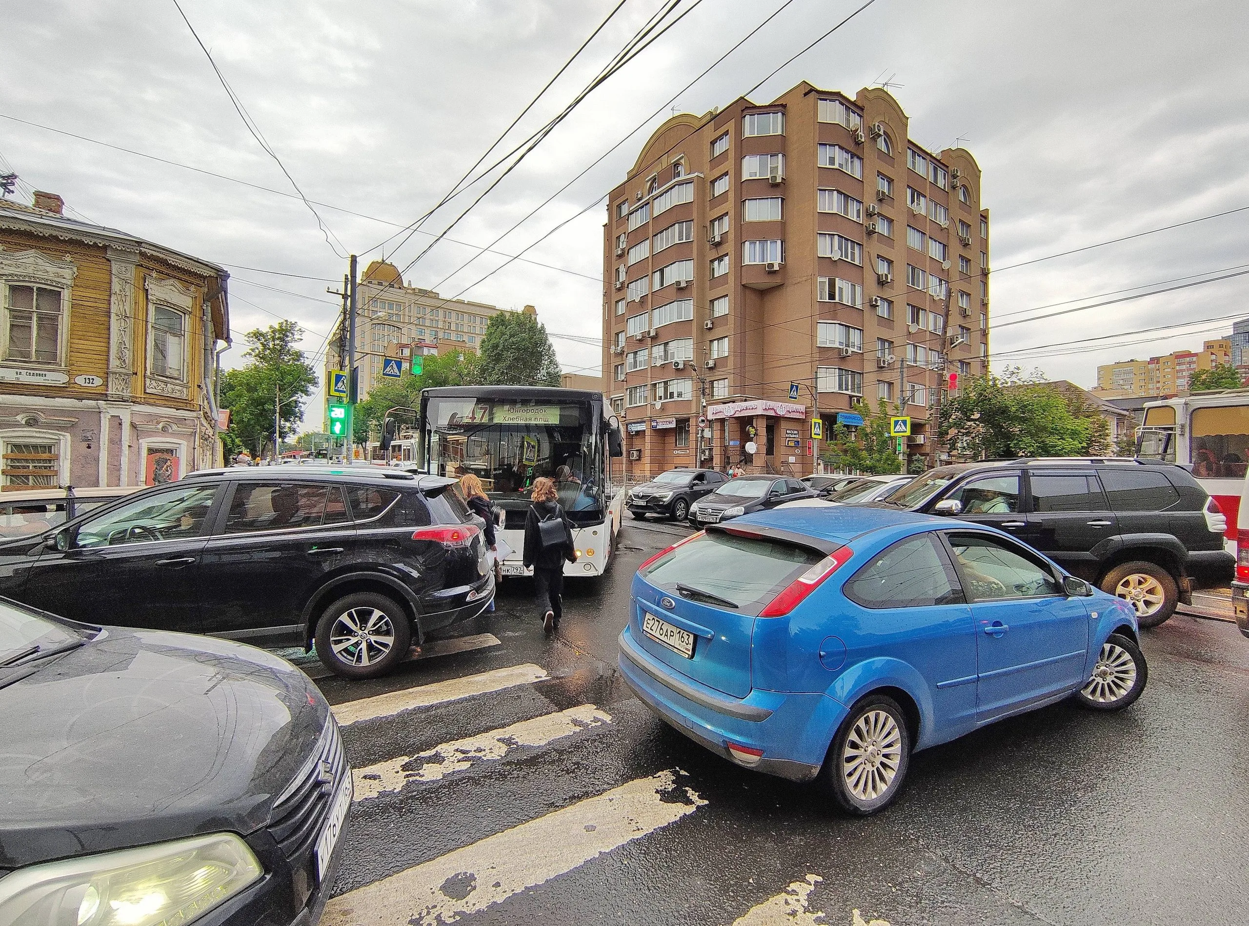 Новые полосы для уменьшения пробок появятся на улице Вольской в Самаре