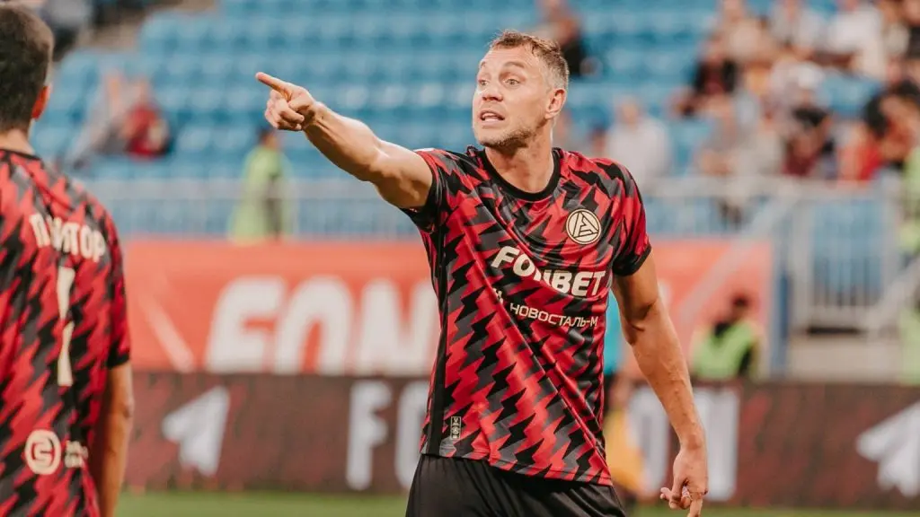 Артём Дзюба может стать капитаном тольяттинской команды «Акрон» Артём Дзюба может стать капитаном тольяттинской команды «Акрон»