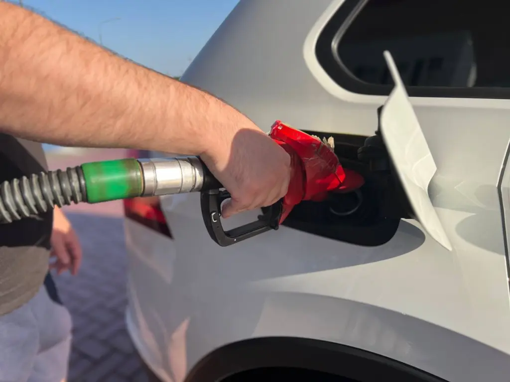 Россиян ждет очередной «топливный удар»? Вот что происходит с ценами на АЗС