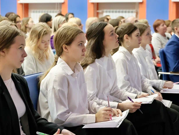 Учителем года в Самарской области была признана биолог лицея «Престиж» Станислава Яницкая