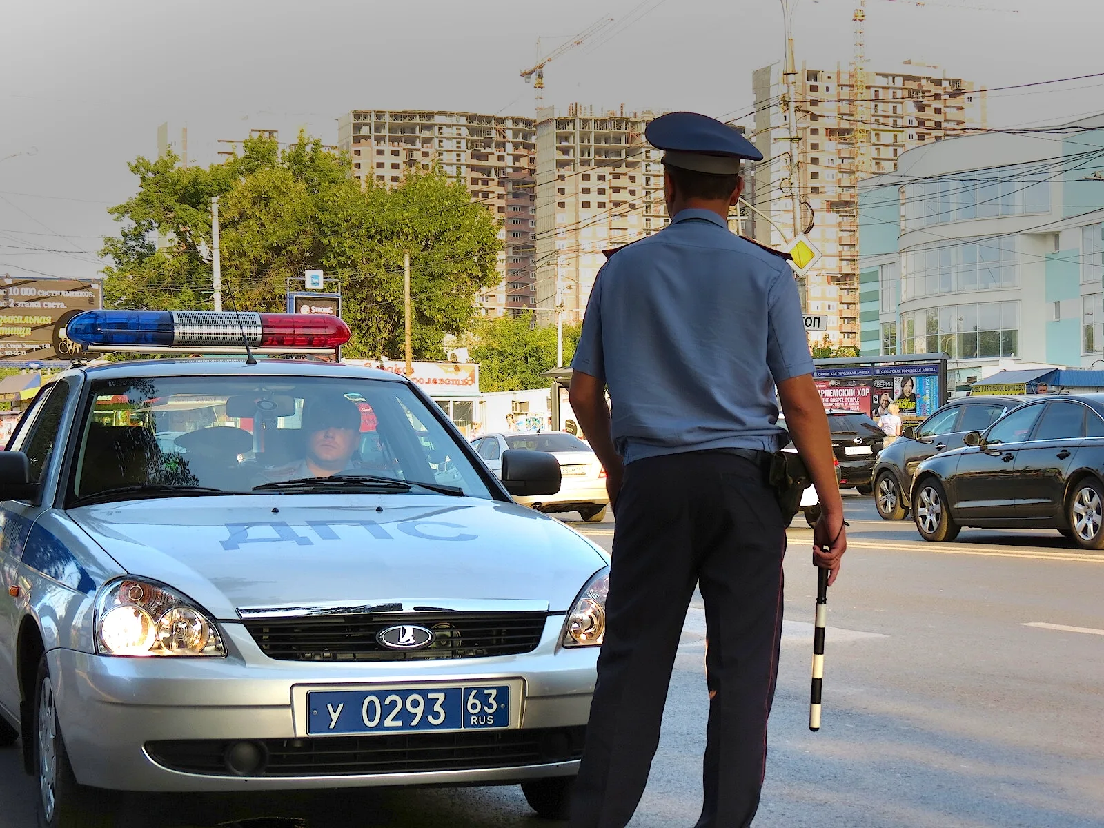 Скорость движения на участке улицы Утевской в Самаре ограничили до 20 км/ч Скорость движения на участке улицы Утевской в Самаре ограничили до 20 км/ч