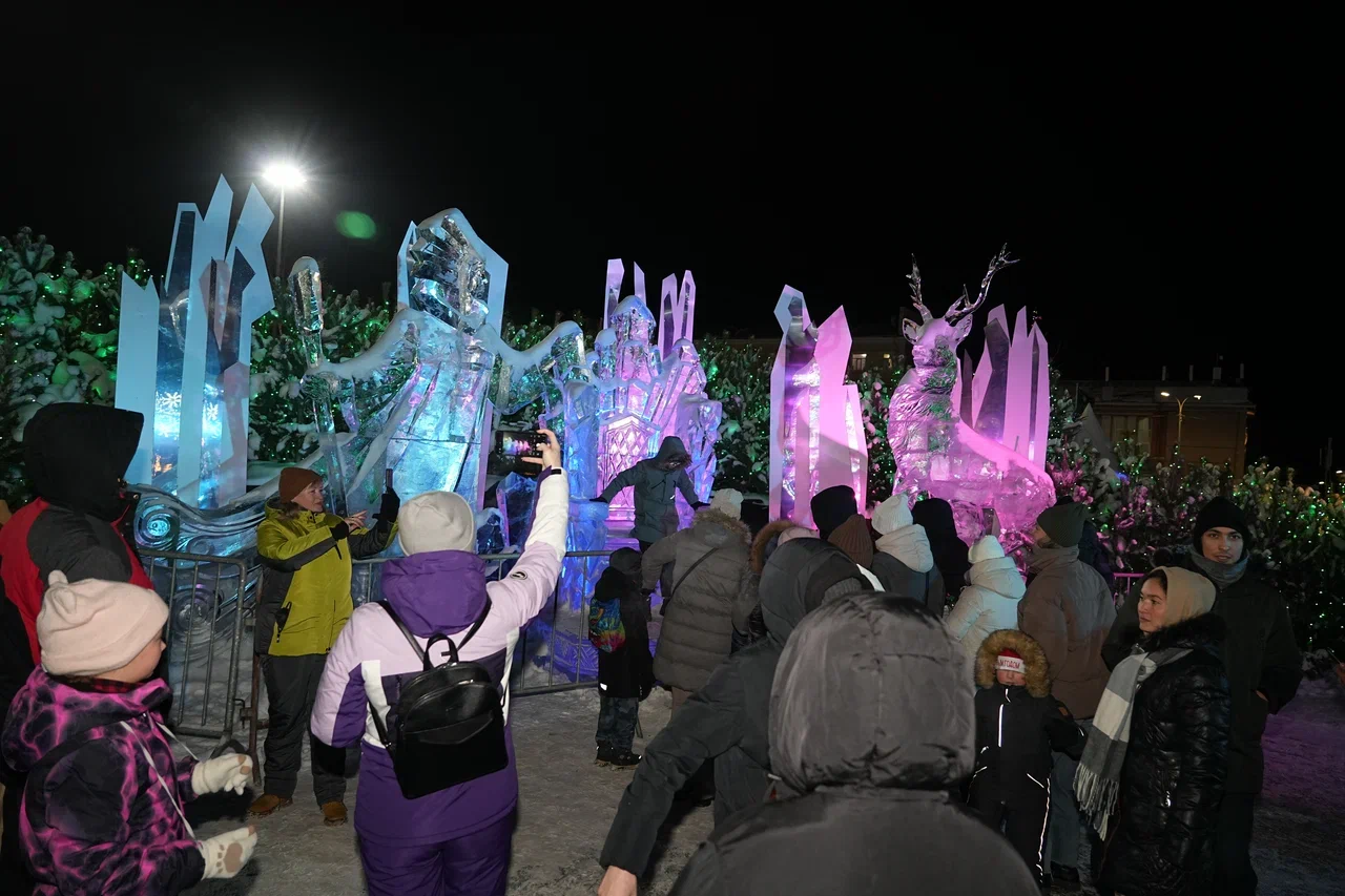 Фотографии: как встречали Новый год на площади Куйбышева в Самаре