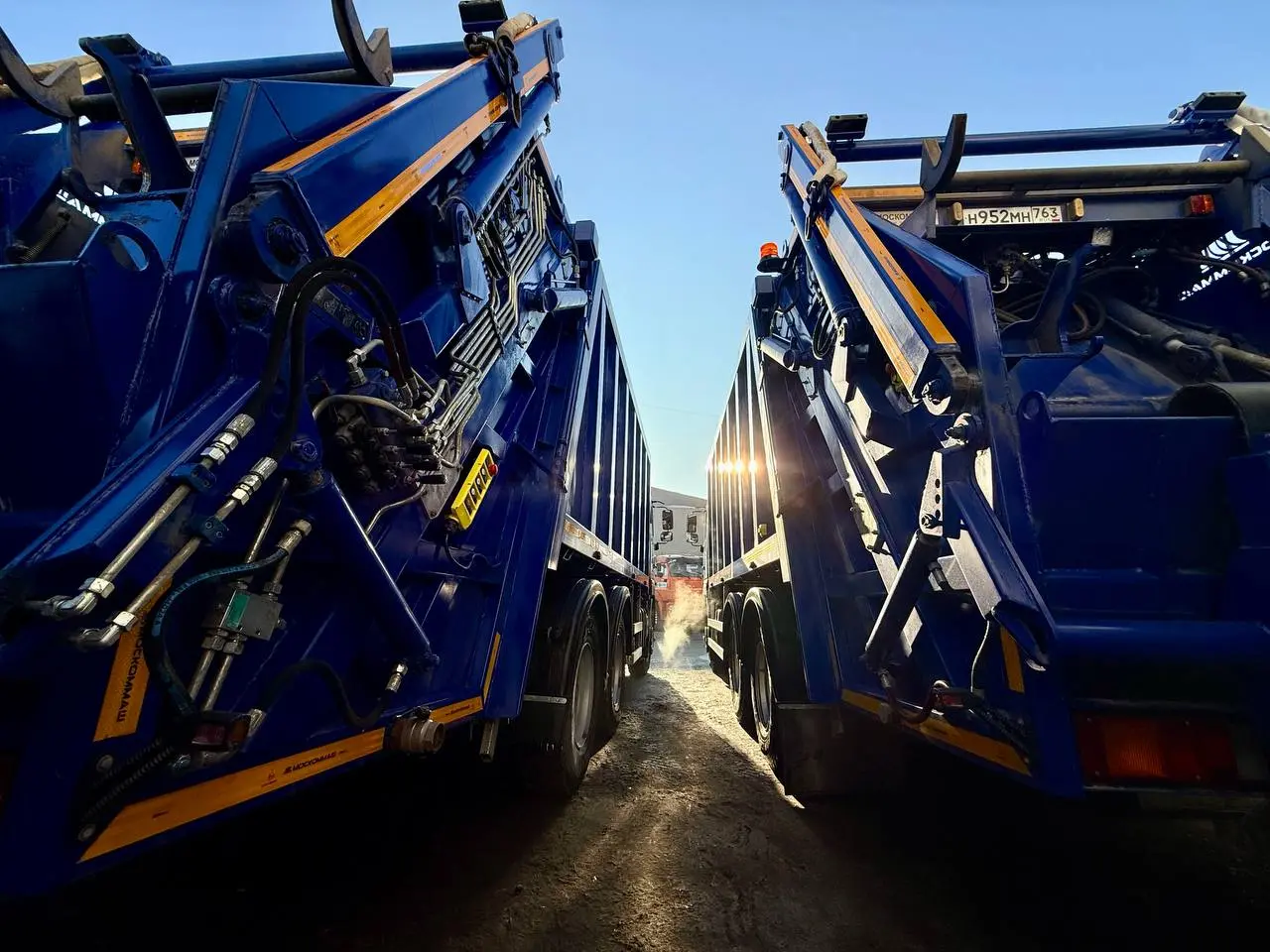 В Самарской области приобретено 35 новых мусоровозов для вывоза отходов