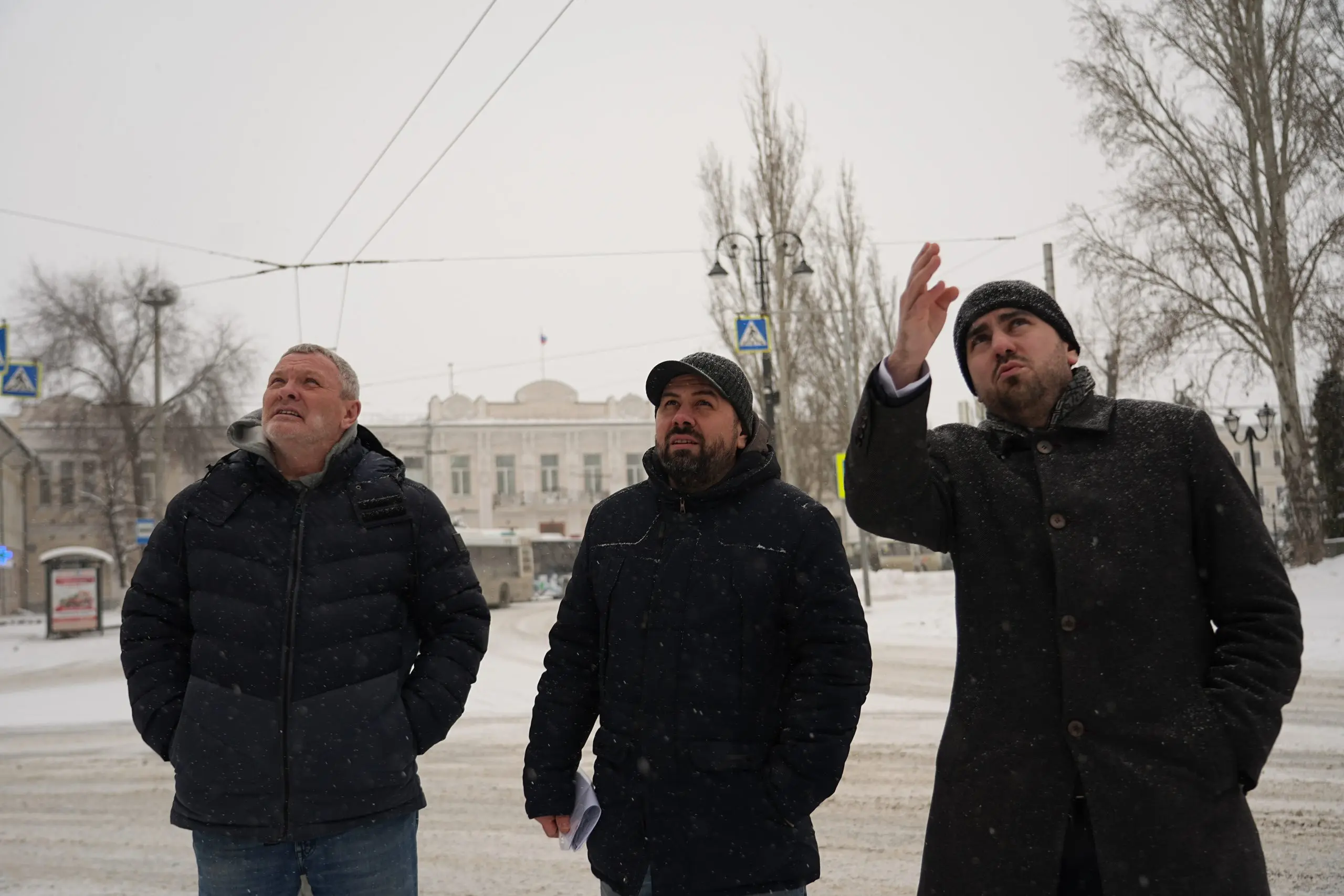 В двух районах Самары была проведена проверка очистки крыш от снега и наледи