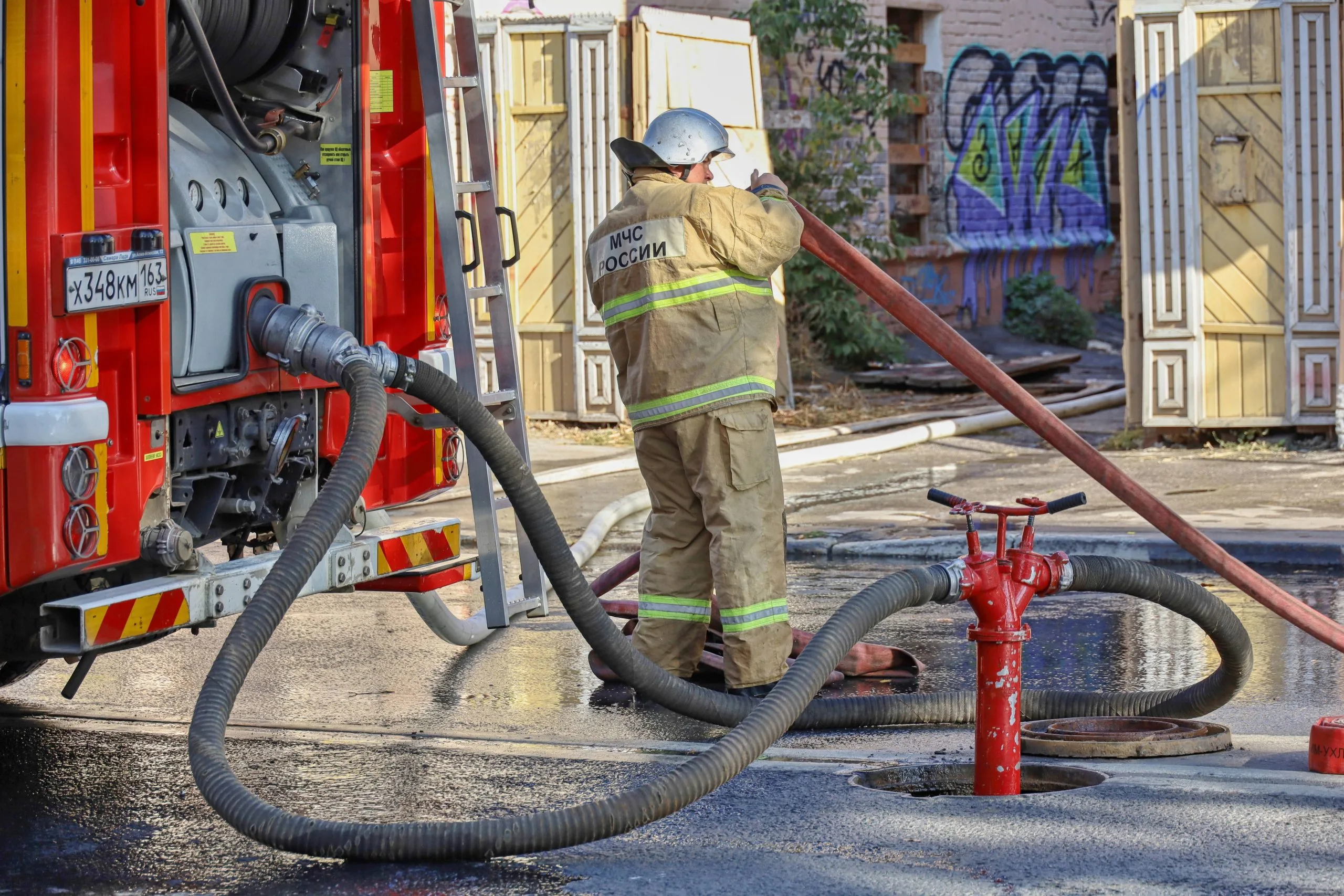 Страшный пожар в Самаре унес жизни двух человек 7 февраля Страшный пожар в Самаре унес жизни двух человек 7 февраля