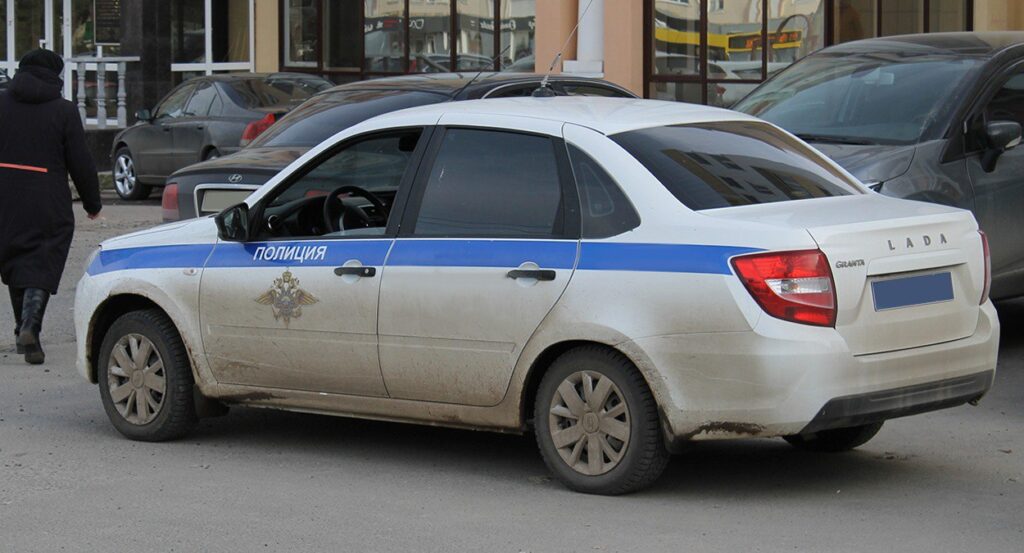 В Самаре в ДТП на перекрестке возле ТЦ «Аврора» пострадала девушка-водитель