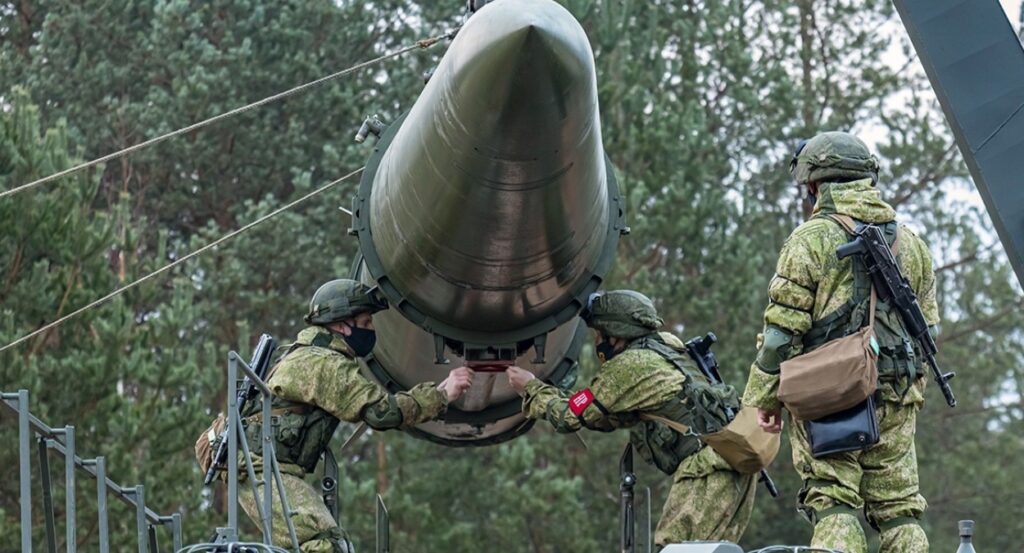 ВС РФ нанесли удар по военной части ВСУ в Днепропетровске во время построения